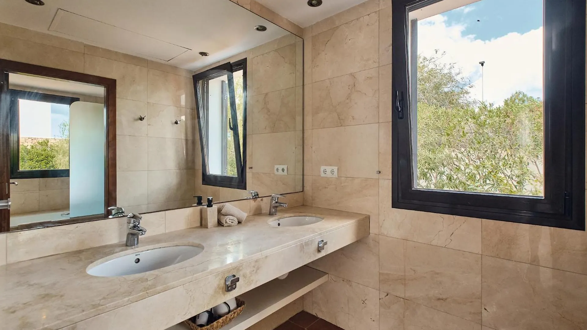 Luxe Villa Met Privezwembad - Sant Antoni View - Villa Oasis Сан-Антонио-Абад Испания
